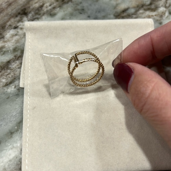 Adjustable ring - Picture 2 of 3